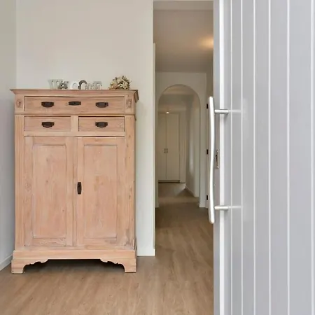 Huswell - Spacious With Garden Near The & Sea * ミデルケルケ